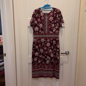 White house black market floral sheath dress